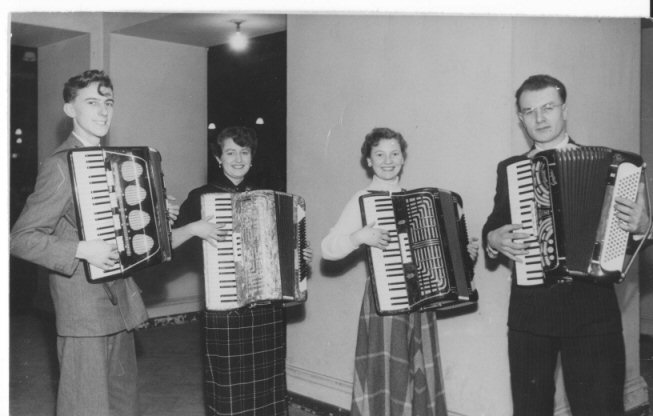ann accordion band